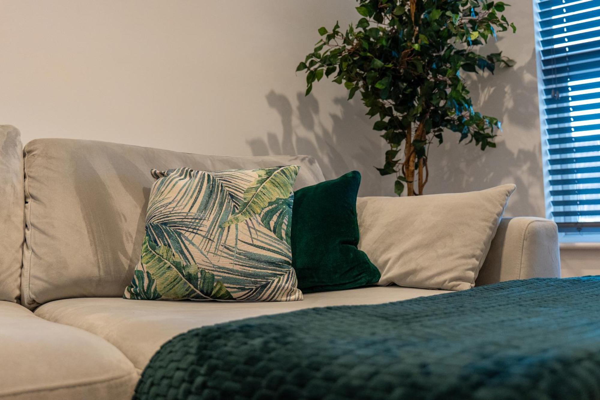 אילקסטון High End Apartment - Perfect For Contractors & Builders - Free Parking מראה חיצוני תמונה